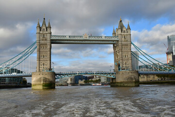 Fototapeta na wymiar London; England - october 21 2021 : cruise on the Thames river