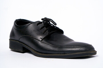 Formal black shoes for men to look more elegant, with a white background