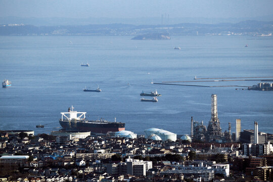 A petrochemical complex where a tanker berthed adjacent to a residential area in the Negishi coastal area