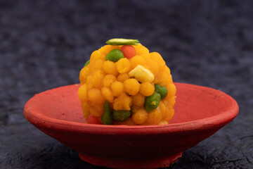 Jodhpuri Bundi Laddu Also Called Tiranga Boondi Ladoo Mithai Is Made Of Besan Sooji Suji Desi Ghee Is Enjoyed On Deepawali, Dussehra, Rakshabandhan, Rakhi, Vinayaka Ganesh Chaturthi and Janmasthami