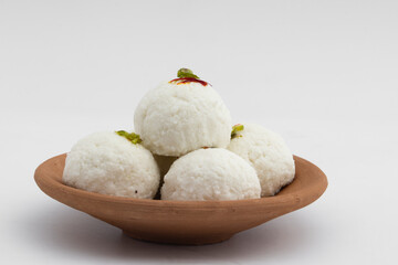Bengali Mithai Kacha Gola Also Called Pranohora Sondesh Mishti Kaacha Golla Pranhara Sandesh Is Made Of Cottage Cheese Paneer And Chhena Flavored With Elaichi Doodh Mava Khova Kesar Pista Mawa Khoya