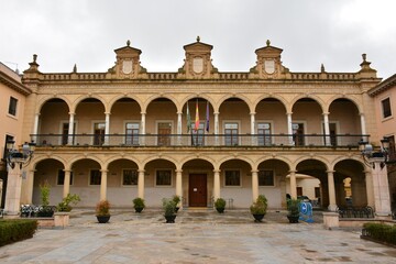 Fototapeta na wymiar Plaza de las Palomas, de la Constitución o de los Corregidores, en Guadix, Granada 