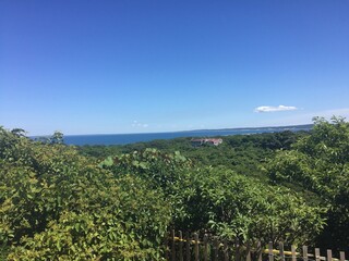 mountain view of the ocean