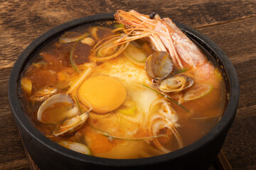 純豆腐　スンドゥブ
