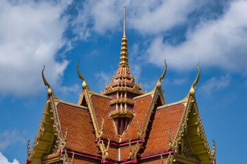 Fototapeta premium Buddhist pagoda buildings and blue sky background in Wat Khoa Noi Temple. Thailand