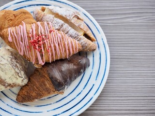 다양한 크루아상, 음식, 베이커리, 빵