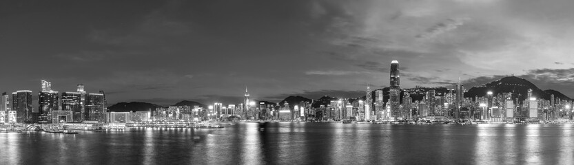 Fototapeta na wymiar Scenery of panorama of Victoria harbor of Hong Kong city at dusk