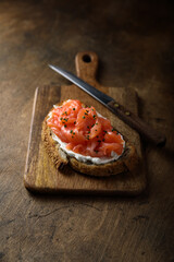 Smoked salmon toast with cream cheese
