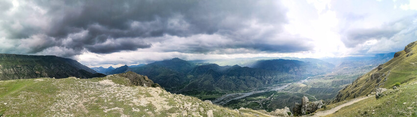 Naklejka premium Beautiful breathtaking view of the mountains during a thunderstorm in Dagestan, Caucasus Russia