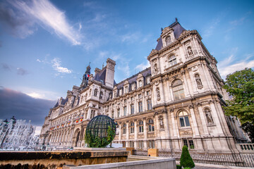 Fototapeta na wymiar Exterior view of Hotel de Ville on a sunny day in Paris.