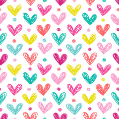 Seamless pattern with hand drawn hearts. Vector background in bright colors. - 488566507