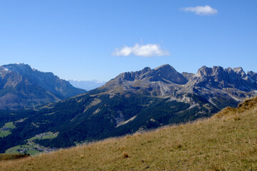 Fototapeta na wymiar Wanderwetter in der Dolomiten