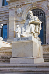 Fototapeta na wymiar Statue of San Isidro near National Library of Spain in Madrid