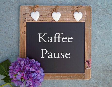 Kaffee Pause - Kreidetafel mit Hortensie