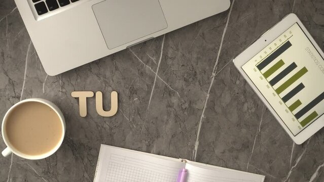 Tutorial Business Word Puts Letters On The Table