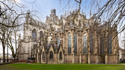 Fototapeta na wymiar St. John's Cathedral, in the center of Den Bosch in the Netherlands.