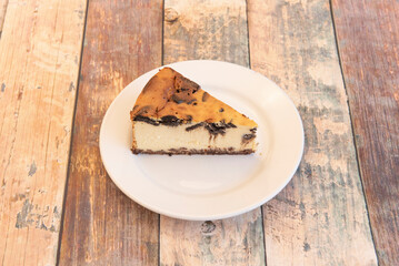 cheesecake made from ricotta, cottage cheese, quark cheese, sugar and sometimes other ingredients, such as: eggs, cream, flour, potato, almonds or fruit