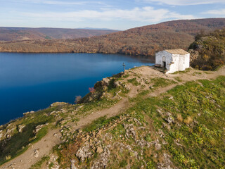 Fototapeta na wymiar Church of Saint John the Baptist and Pchelina Reservoir, Bulgaria
