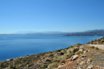 Fototapeta na wymiar View on the an amazing road to the remote Balos lagoon on Crete