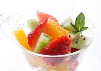 カットフルーツ　　イメージ