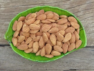 almonds in a bowl