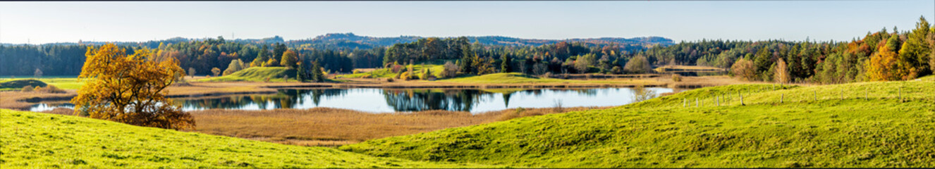 Blick über den Waschsee bei Iffeldorf in Oberbayern