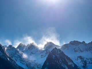 Fototapeta na wymiar Alpenpanorama mit Nebelwolken in Österreich