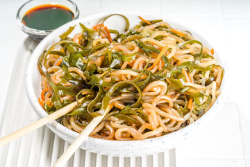 Easy paleo pasta with algae, asian noodles with glass rice noodles with seaweed