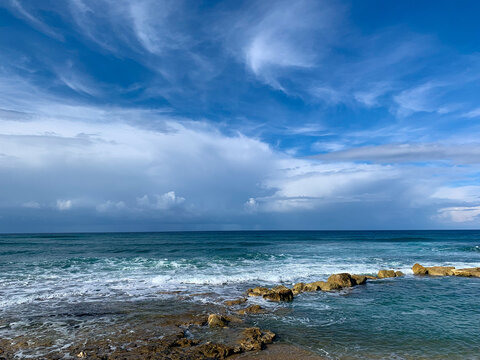 Blue sea horizon, natural sea background 