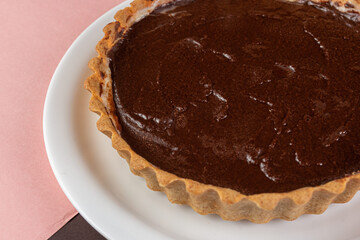Alpino chocolate pie with dough