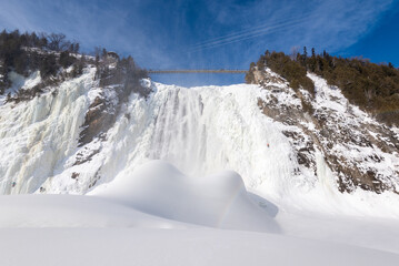 Fototapeta na wymiar Winter landscape of the Montmorency Falls national park of the Sepaq (Quebec city, Quebec, Canada).