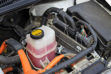 Reservoir bottle of a car radiator coolant