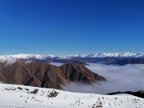 Wanaka Mountains And Sky