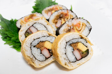 手作りのおいしい巻き寿司