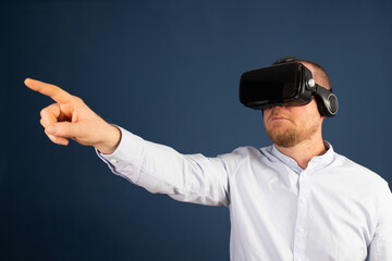 Naklejka premium Metaverse Technology concept. Virtual augmented reality on social network.