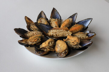 Turkish Street Food Stuffed Mussels with Lemon - Midye Dolma