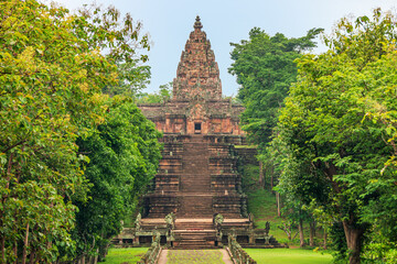 Prasat Phanom Rung view from The First Cruciform Platform at Phanom Rung Historical Park. It is is a Hindu Khmer Empire temple and located in Buriram Province, the Isan region of Thailand, Asia.