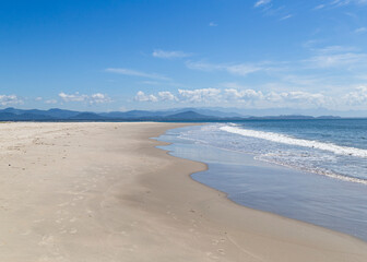 São Francisco do Sul, Santa Catarina, Brasil: Praia do Forte