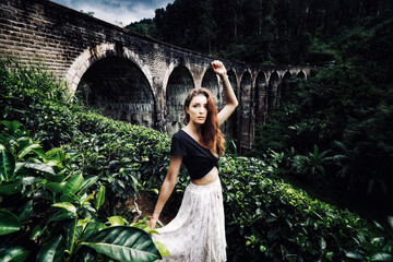 woman in the mountains in sri lanka 