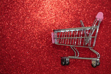 Empty small shopping cart