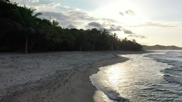 Playas de La Sierra Nevada de Santa Marta y Parque Nacional Tayrona