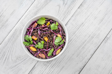 Crunchy quinoa salad