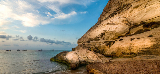 AGUA AMARGA ROCA