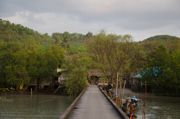 Fototapeta premium Different Thailand images, streets, markets, temples, buildings, rivers, beaches, and national parks.