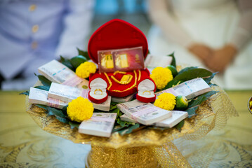 counting the dowry, Thai Traditional Ceremony