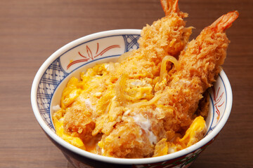 エビフライ丼