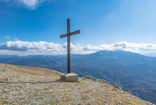 Monte Giano in Antrodoco (Italy) - A peak view of Monte Giano with snow. Summit of almost 2000 meters, Giano Mount is in province of Rieti, lazio Region, located in Apennines range.