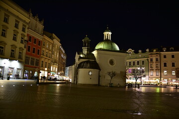 Kraków, zabytkowe centrum miasta, wieczór, Polska, 