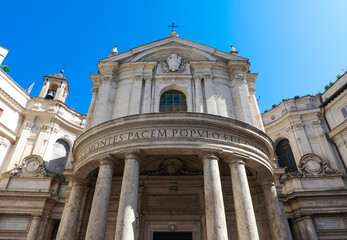 Fototapeta na wymiar Santa Maria della Pace　ラファエロのフレスコ画が遺るサンタ・マリア・デッラ・パーチェ教会（ローマ）