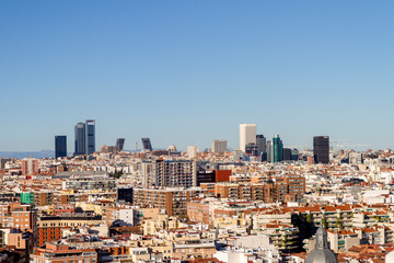 Skyline, panoramica, panoramic, paisaje, landscape, vista o view de la ciudad de Madrid, comunidad autonoma de Madrid, pais de España o Spain